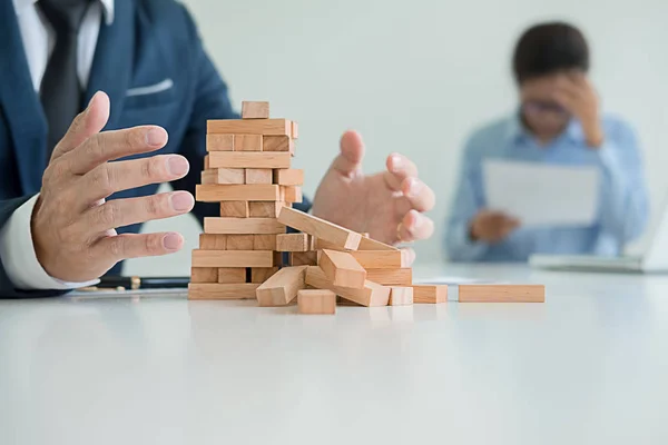 Problem Solving Business can't stop effect of dominoes continuou — Stock Photo, Image