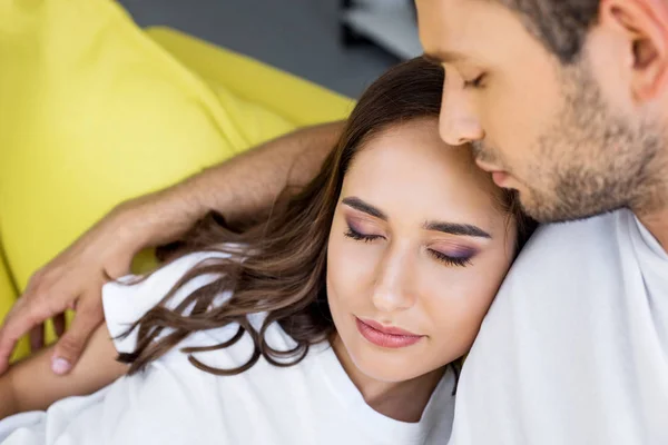 Close View Beautiful Happy Young Couple Closed Eyes Embracing Home — Stock Photo, Image