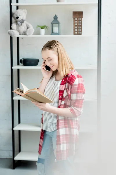 Happy Teen Student Girl Reading Book Talking Phone — Stock Photo, Image
