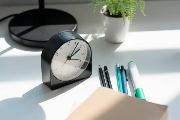 Close Shot Alarm Clock Book Pens Workplace — Stock Photo, Image