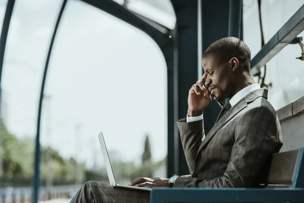 Smiling Confident Businessman Working Laptop City Bench — Stock Photo, Image