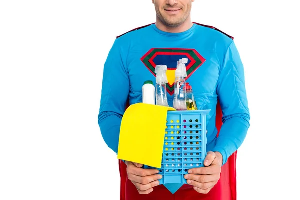 Bijgesneden Schot Van Lachende Superman Bedrijf Schoonmaak Artikelen Geïsoleerd Wit — Gratis stockfoto