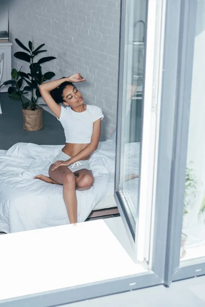 Attractive Young Woman Sitting Bed Morning Home — Stock Photo, Image