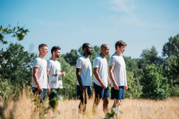 Side View Interracial Young Soldiers Standing Range Summer Day — Stock Photo, Image