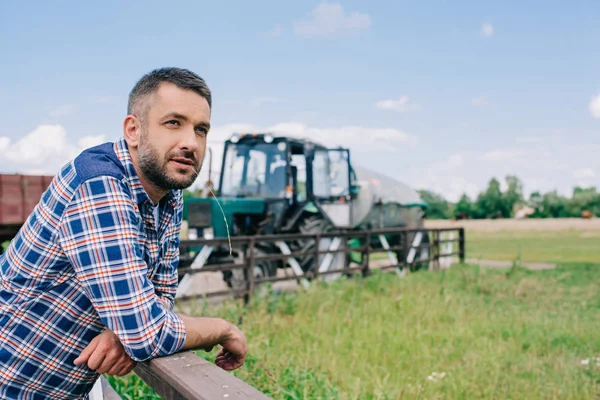 Pensive Middle Aged Farmer Leaning Railing Looking Away Farm — Stock Photo, Image
