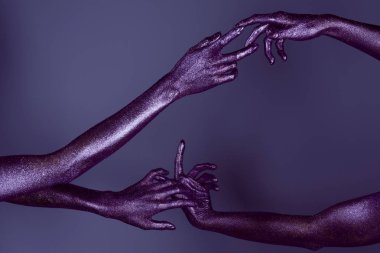 ihale eller görünümünü mor glitter birbirine dokunmadan kırpılmış