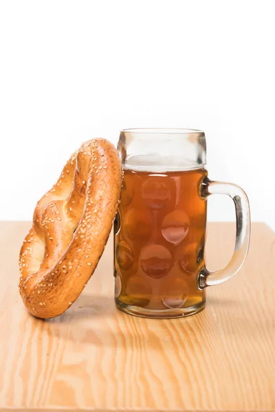 Selective Focus Beer Pretzel Wooden Table White Background — Free Stock Photo