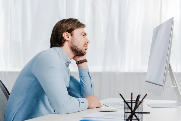 Side View Depressed Young Businessman Looking Computer Monitor Office — Stock Photo, Image