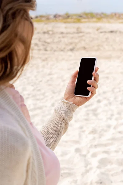 Partial View Woman Using Smartphone Blank Screen Sandy Beach — Free Stock Photo