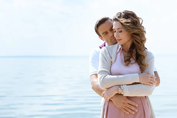 Portrait Tender Romantic Couple River Background — Stock Photo, Image