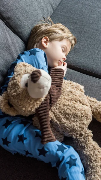 High Angle View Adorable Child Sleeping Sofa Teddy Bear — Stock Photo, Image