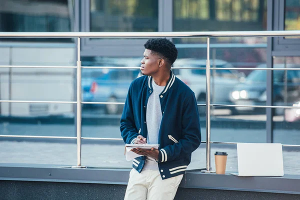 African American Freelancer Working Documents City Laptop Coffee — Stock Photo, Image