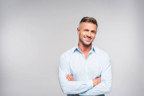 Smiling Adult Man Crossed Arms Looking Camera — Stock Photo, Image
