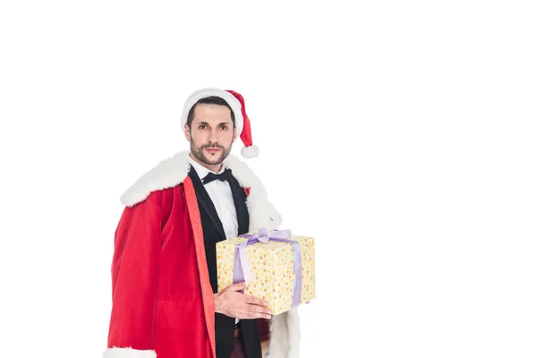 Retrato Homem Elegante Traje Santa Claus Segurando Presente Envolto Isolado — Fotografia de Stock Grátis