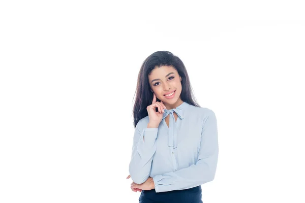 Retrato Hermosa Joven Afroamericana Sonriendo Cámara Aislada Blanco — Foto de Stock