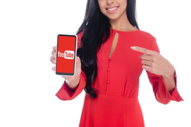 kırmızı üzerine beyaz izole youtube ile smartphone vasıl işaret içinde kadın kısmi görünümü