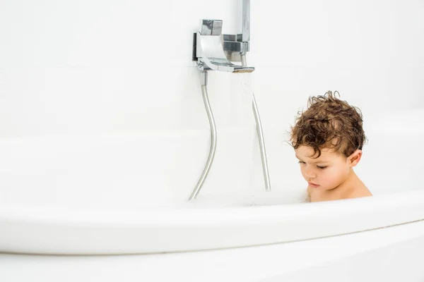 Toddler Boy Sitting Bathroom Running Water — Free Stock Photo