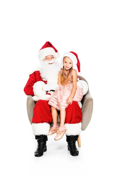 Санта Клаус Маленький Ребенок Сидят Кресле Вместе Смотрят Камеру Изолированную — стоковое фото