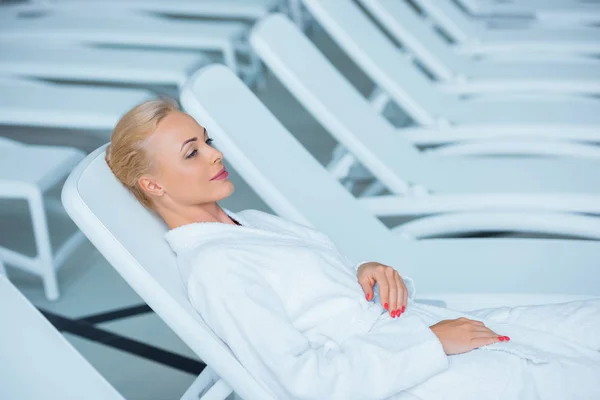 Beautiful Woman Resting Bathrobe Deck Chair — Stock Photo, Image