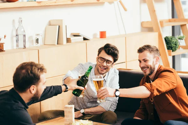 Smiling Friends Clinking Drinks While Resting Cafe Together — Stock Photo, Image