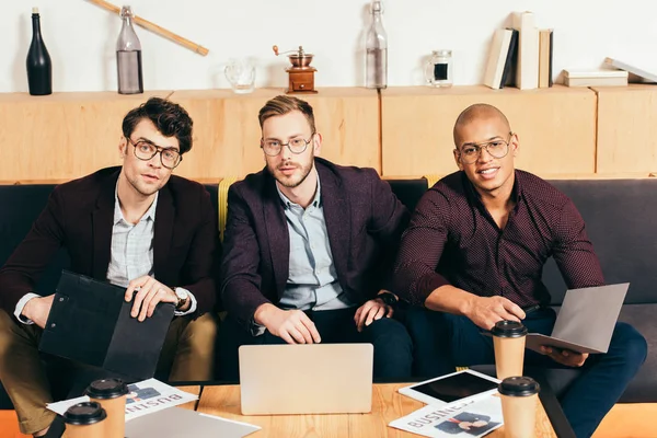 Portrait Young Multiracial Business Colleagues Looking Camera Cafe — Stock Photo, Image