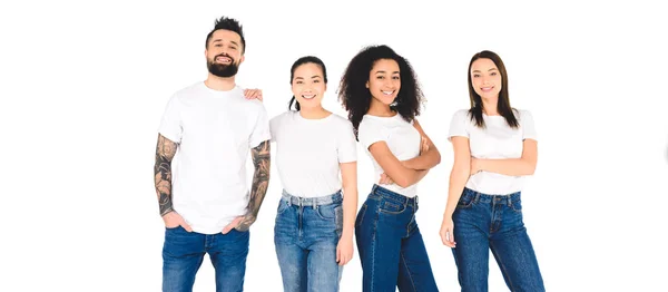 Amigos Multiculturales Posando Mirando Cámara Aislada Blanco — Foto de Stock