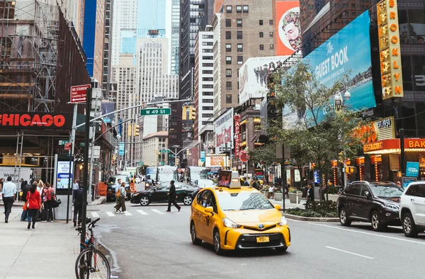 Times Square Nueva York Octubre 2018 Escena Urbana Con Mucha — Foto de Stock