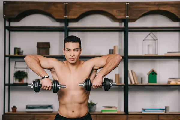 Racial Man Holding Heavy Dumbbells Home Gym — Stock Photo, Image