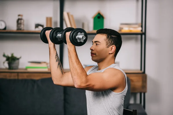 Strong Mixed Race Sportsman Workout Heavy Dumbbells — Stock Photo, Image