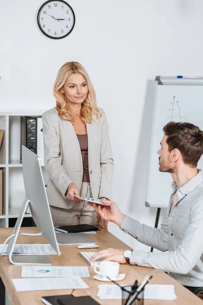 Professional Businesspeople Holding Paper Business Charts Desk Office — Stock Photo, Image