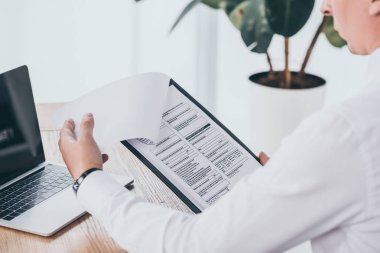 kısmi tazminat talep işyerinde okuma işadamı görünümünü