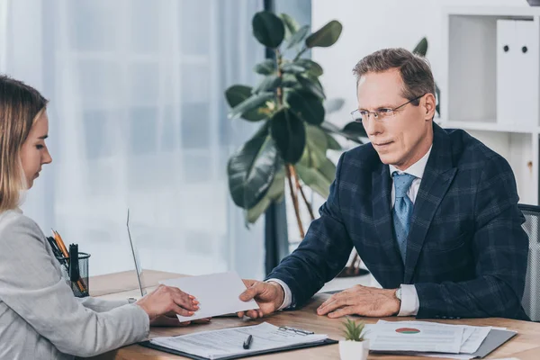 Businessman Blue Jacket Sitting Table Taking Envelope Giving Woman Office — Stock Photo, Image