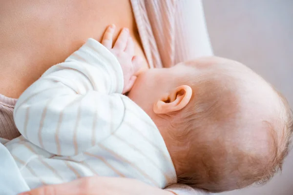 Close Partial View Young Mother Breastfeeding Infant Baby — Stock Photo, Image