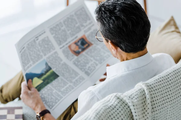 Selective Focus Man Reading Newspaper Home — Stock Photo, Image