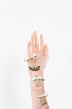 çiçekli kadın kırpılmış görünümünü beyaz, kavram çevre üzerinde izole elde 