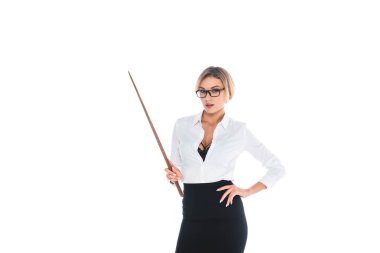 siyah etek ve bluz üzerine beyaz izole işaretçisiyle çekici sarışın öğretmen