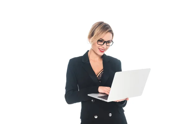 Aantrekkelijke Zakenvrouw Zwarte Formele Slijtage Met Open Hals Typen Laptop — Stockfoto