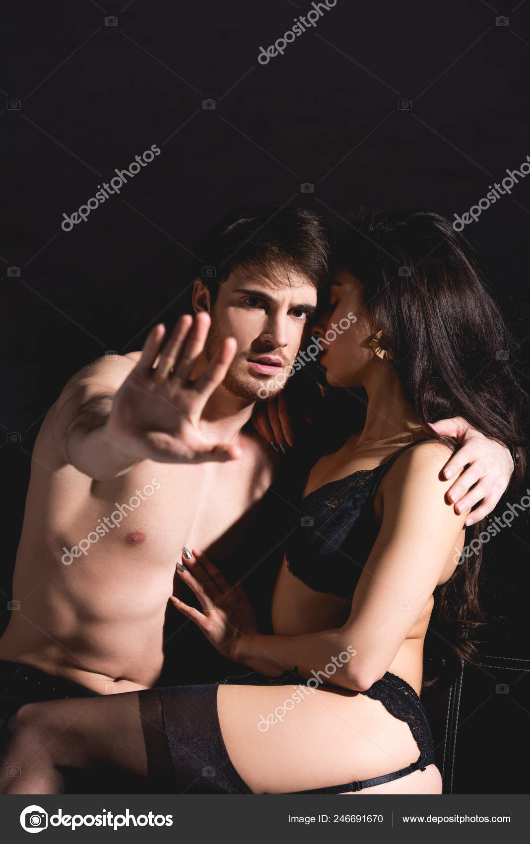 Mujer Lenceria Negra Hombre Sin Camisa Sentado Sofa Abrazo Aislado Foto de stock 246691670 IgorVetushko
