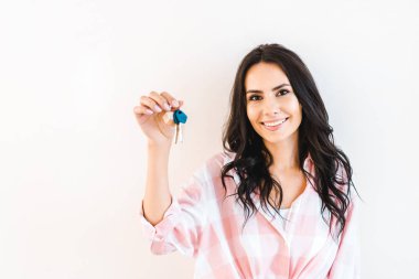 çekici kadın üzerinde beyaz izole dururken tuşunu basılı tutarak