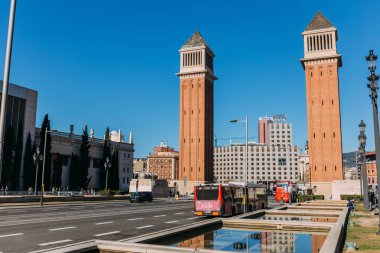 Barcelona, İspanya - 28 Aralık 2018: muhteşem Torres Venecianes, en güzel şehir müteşekkil