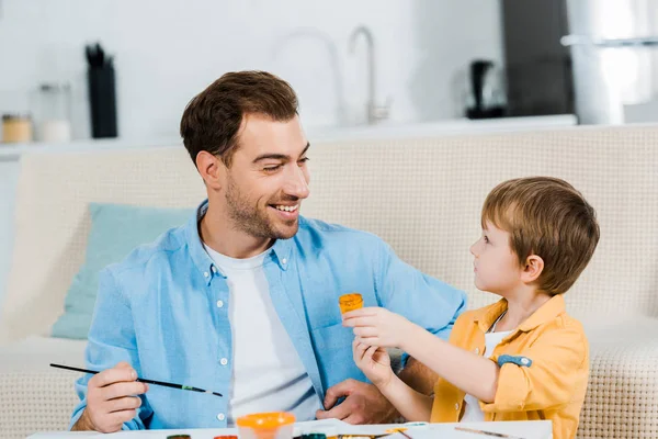 Handsome Father Adorable Preschooler Son Drawing Home — Stock Photo, Image