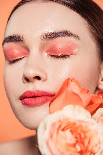 Beautiful Stylish Girl Posing Rose Flowers Eyes Closed Isolated Coral — Stock Photo, Image