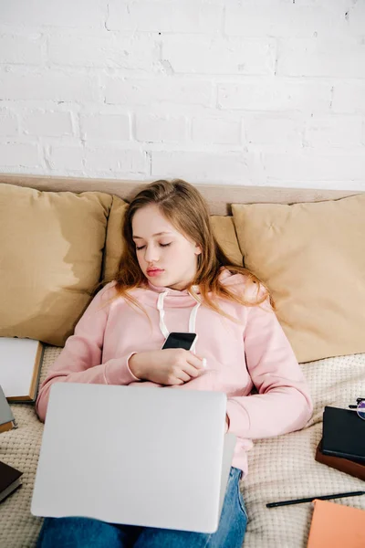 Tired Teenage Kid Laptop Books Sleeping Bed — Stock Photo, Image