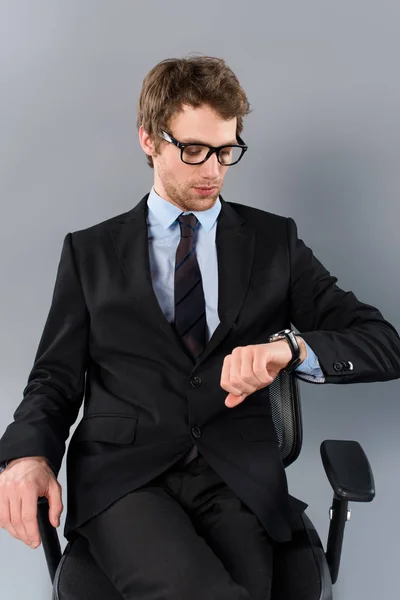 Handsome Businessman Looking Watch Hand Grey Background — Stock Photo, Image
