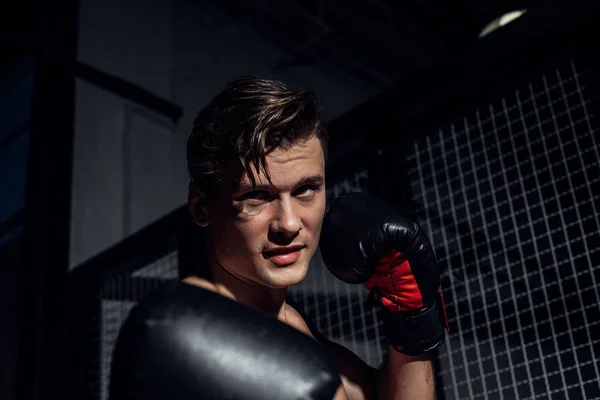 Handsome Boxer Black Boxing Gloves Training Looking Away — Stock Photo, Image
