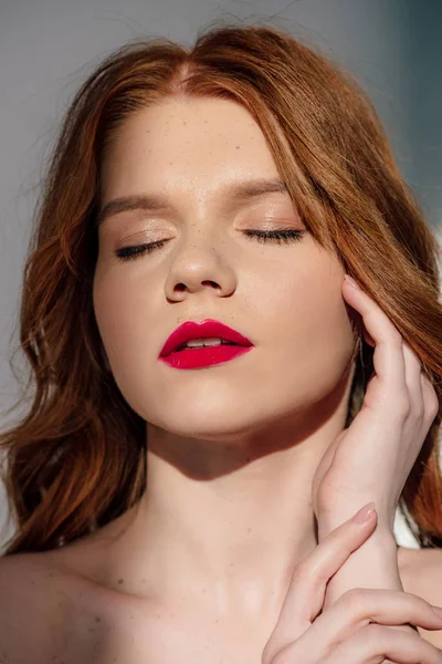 Beautiful Young Redhead Woman Red Lips Posing Eyes Closed — Stock Photo, Image