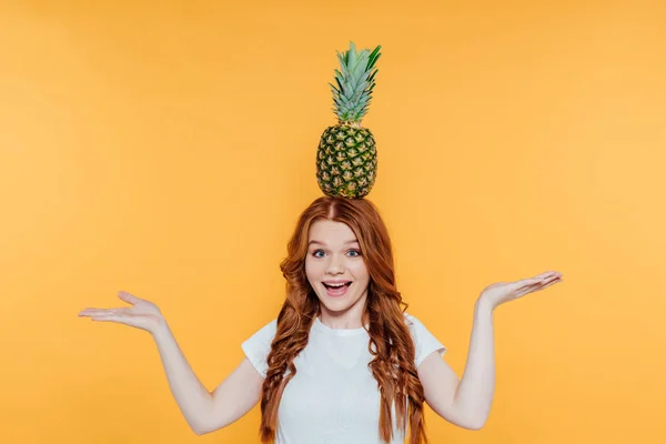 Beautiful Redhead Girl Looking Camera Smiling Gesturing Posing Pineapple Head — Stock Photo, Image
