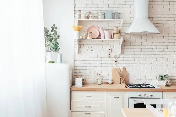 Cucina Moderna Con Stoviglie Utensili Cucina Decorazione — Foto Stock