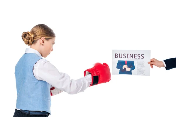 Schoolmeisje Bokshandschoenen Hand Van School Jongen Met Zakelijke Krant Geïsoleerd — Stockfoto