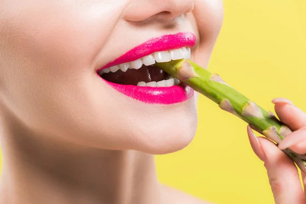 Cropped View Cheerful Woman Holding Green Tasty Asparagus Mouth Isolated — Stock Photo, Image